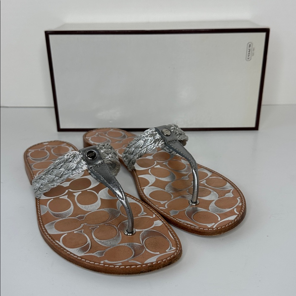 Vintage Coach Robyn Braided Thong Sandal Women's Size 10 Silver Signature C Logo - Picture 5 of 14